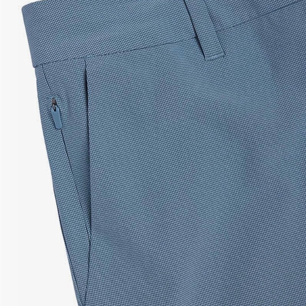 Hang Ten Blue Hybrid Men's Shorts, Size 36